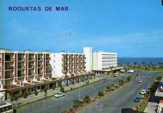 Postales: ROQUETAS DE MAR N&ordm; 4 ALMER&Iacute;A LAS GHUMBERAS ED. ARRIBAS ESCRITA CIRCULADA DOS SELLOS