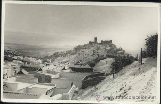 Postales: ARCOS DE LA FRONTERA (C&Aacute;DIZ).- FOTO NEVADO- MEDIDAS 14 X 9 CMS