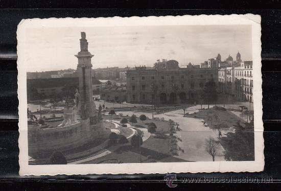 Postales: N&ordm; 177 - CADIZ. PLAZA DE ESPA&Ntilde;A Y GOBIERNO CIVIL