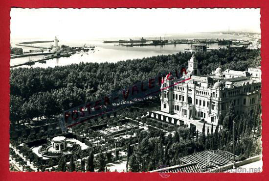 Postales: POSTAL MALAGA, AYUNTAMIENTO Y PARQUE,   P77480