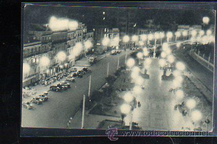 Postkarten: TARJETA POSTAL DE CADIZ - VISTA NOCTURNA. AVENIDA RAMON DE CARRANZA. FOURNIER