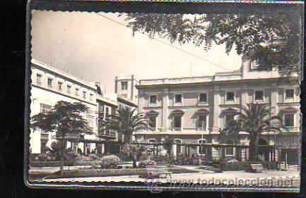 Cartoline: TARJETA POSTAL DE CADIZ - JARDINES DEL GOBIERNO CIVIL. 54. GARCIA GARABELLA