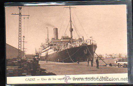 Cartoline: TARJETA POSTAL DE CADIZ - UNO DE LOS VAPORES DE TURISMO TRACADO AL MUELLE. FOTO MOVELLAN