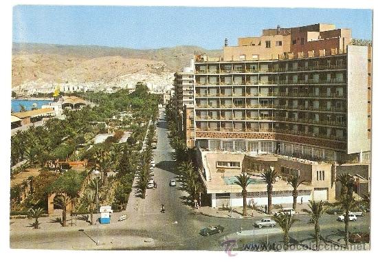 Postales: ALMERIA, EDICIONES ARRIBAS, NR.2062, CIRCULADA CON SU SELLO