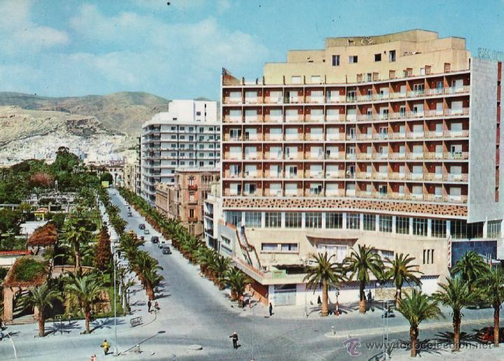 Postales: almeria - vista parcial parque jose antonio - n&ordm; 303 - ed. gallegos - escrita - a&ntilde;o 1968