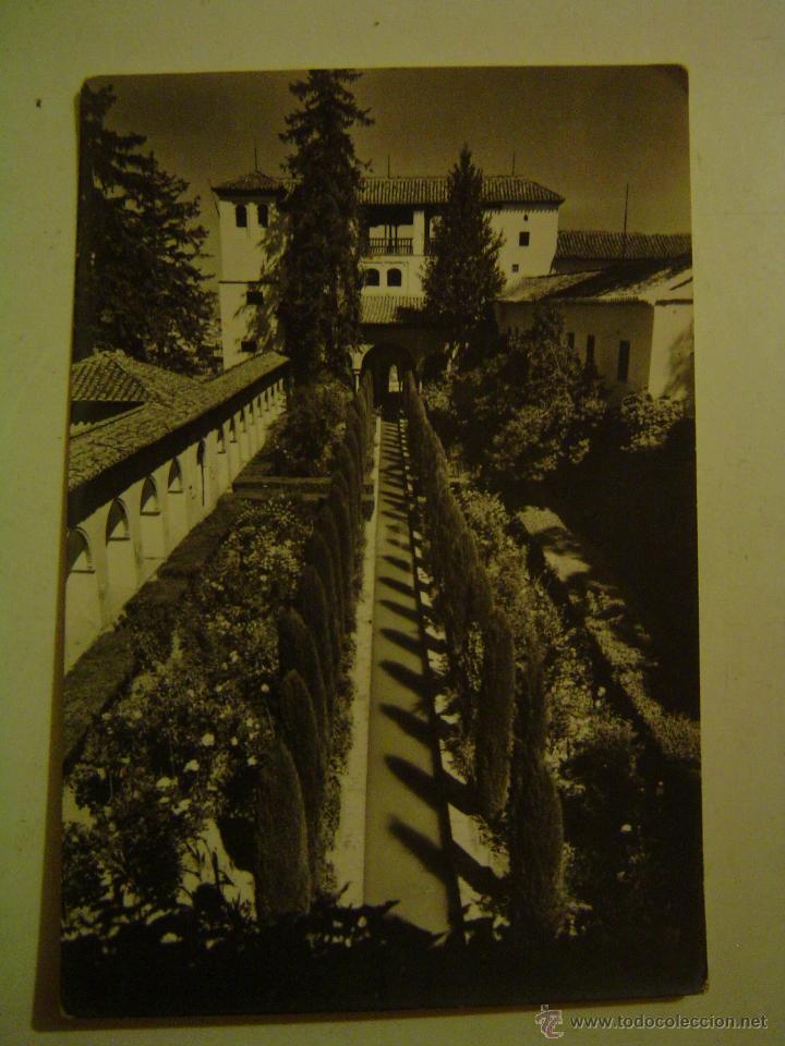 Postales: POSTAL DE GRANADA.- GENERALIFE.- PATIO DE LA ACEQUIA Y PABELL&Oacute;N.
