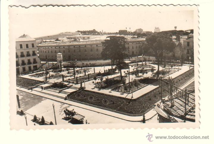 Postales: LINARES (JAEN).- JARDINES DE SANTA MARGARITA