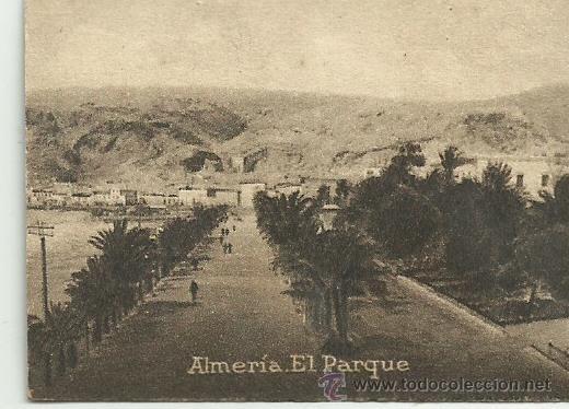 Postkarten: POSTAL ORIGINAL DECADA DE LOS 30. ALMERIA. N&ordm; 921. EL PARQUE. VER TAMA&Ntilde;O Y EXPLICACION