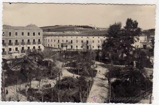 Postales: Linares. 22 Plaza de toros. Edic Arribas. Sin circular.
