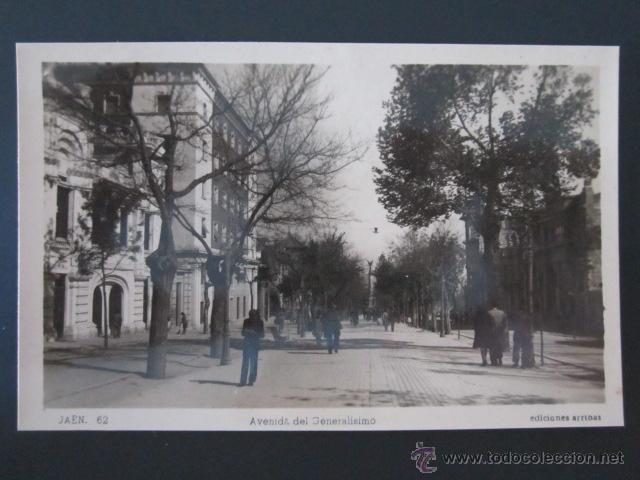Postales: POSTAL JAEN. AVENIDA DEL GENERALISIMO. - Foto 1