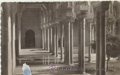 Postales: Granada.La Alhambra.- Patio de los Leones. - Foto 1