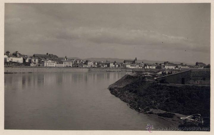 Postales: C&Oacute;RDOBA.- VISTA PANOR&Aacute;MICA DESDE EL GUADALQUIVIR