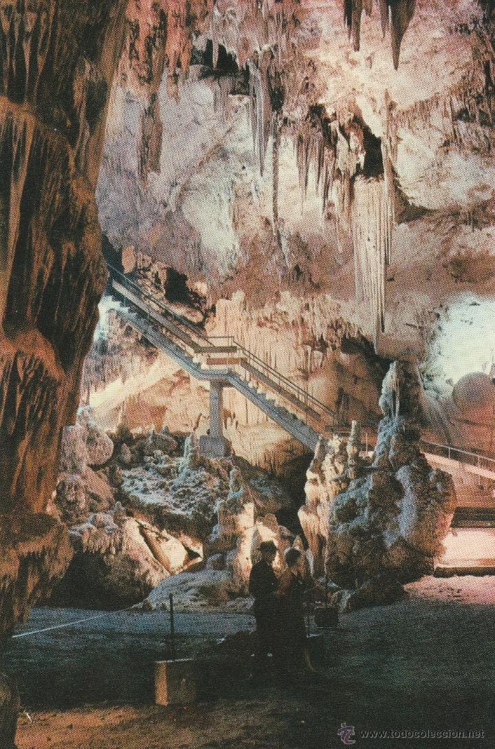 Postais: N&ordm; 22693 POSTAL CUEVA DE NERJA MALAGA ESCALERA DE ENTRADA A LA SALA DE LA CASCADA