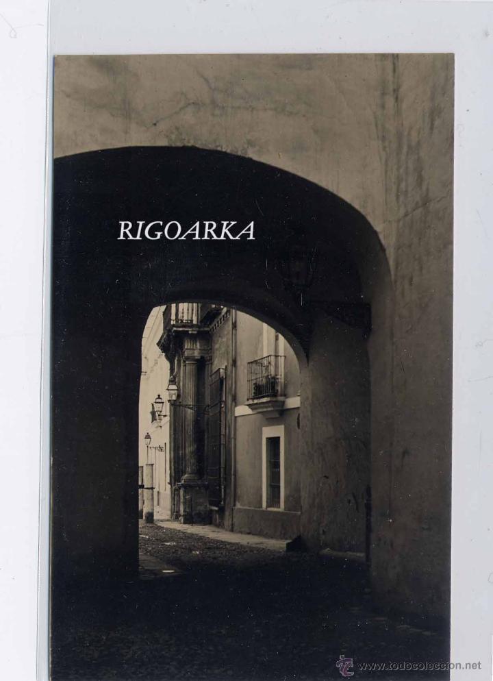 Postales: SEVILLA.- PUERTA DEL PATIO DE BANDERAS