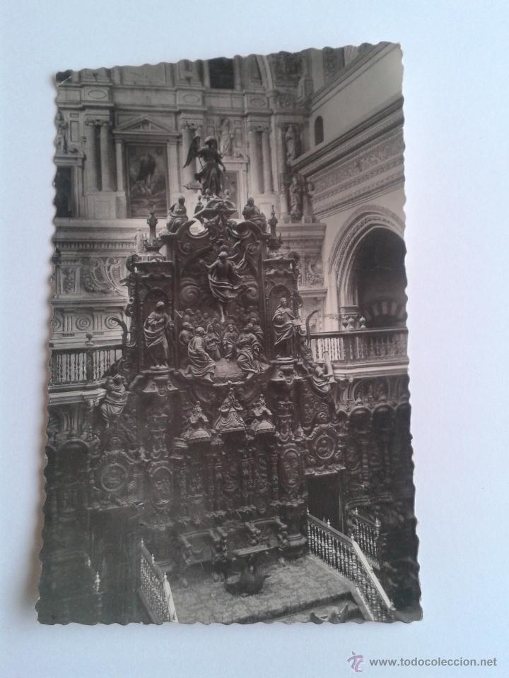 Postales: POSTAL ANTIGUA DE CORDOBA MEZQUITA - CATEDRAL Y CORO. SITIAL DEL OBISPO A&Ntilde;OS 60