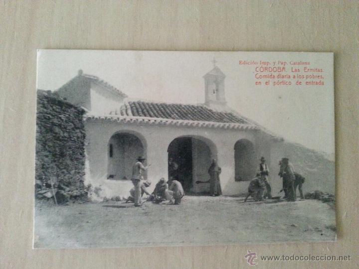 Postkarten: Postal C&oacute;rdoba, Las Ermitas, Comida diaria a los pobres en el p&oacute;rtico de entrada. Principios s. XX