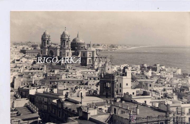 Postales: C&Aacute;DIZ.- VISTA PARCIAL