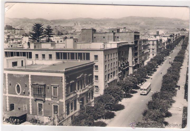 Postales: POSTAL DE ALMERIA ,AVENIDA DEL GENERALISIMO.