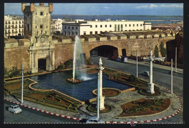 Postales: A-1796- CADIZ. PUERTA DE LA TIERRA