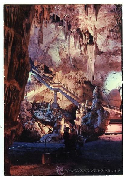 Postcards: N&ordm; 5 Escalera de entrada a la Sala de la Cascada. Cueva de Nerja, M&aacute;laga. E. Patronato de la Cueva.