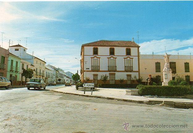 Postales: La Roda de Andaluc&iacute;a - 2 Monumento Sagrado Coraz&oacute;n y Calle Sevilla