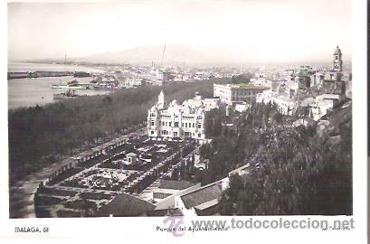 Postales: POSTAL DE MALAGA 61 PARQUE DEL AYUNTAMIENTO, ED. ARRIBAS, SIN CIRCULAR, REVERSO SIN DIVIDIR