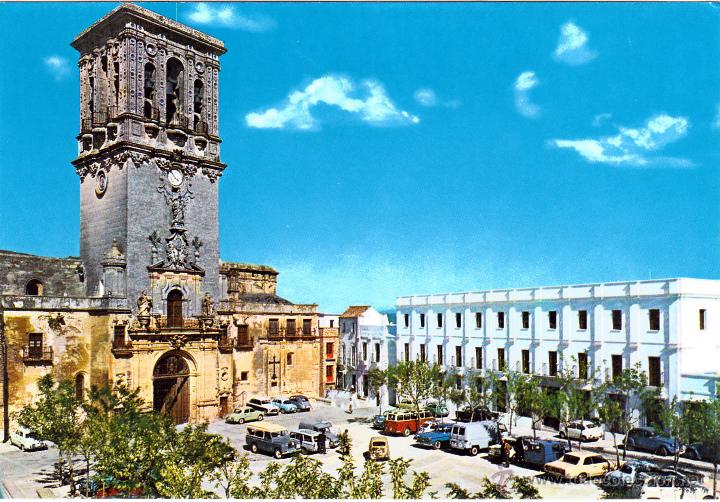Postales: ARCOS DE LA FRONTERA - IGLESIA DE SANTA MARIA Y PARADOR NACIONAL- ED. AGM N&ordm;9416