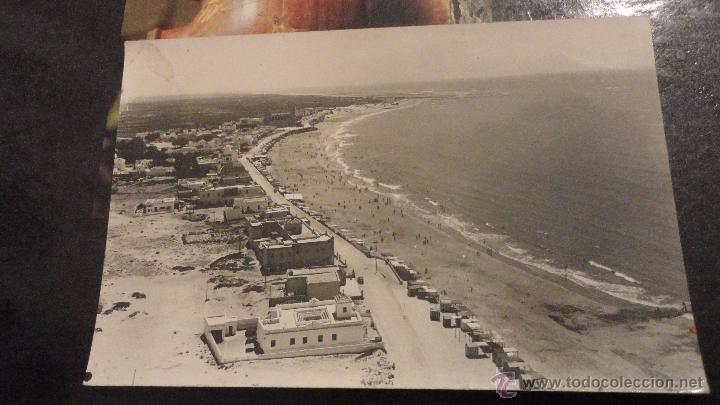Postales: ANTIGUA POSTAL PLAYA DE REGLA DESDE EL FARO.CHIPIONA.CADIZ.MALET.DIFERENTE ENCUADRE.