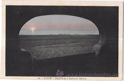 Postkarten: TARJETA POSTAL DE CADIZ. PLAYA DESDE EL BALNEARIO VICTORIA.