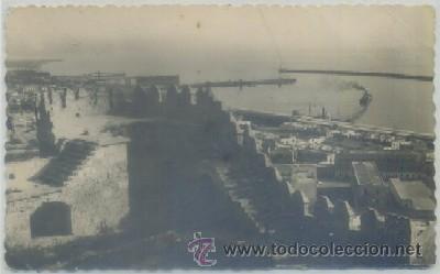 Postales: POSTAL DE ALMERIA. ENTRADA AL PUERTO Y ALCAZABA. VISTA PARCIAL   P-ANAL-185