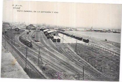 Postkarten: TARJETA POSTAL DE CADIZ. VISTA GENERAL DE LA ESTACI&Oacute;N Y V&Iacute;AS.