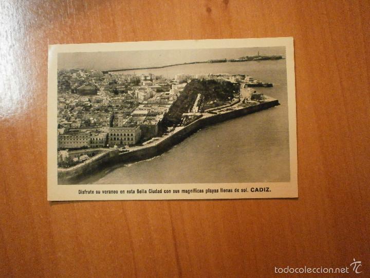 Postales: POSTAL CADIZ DISFUTE SU VERANO EN ESTA CIUDAD CON SUS MAGIFICAS PLAYAS LLENAS DE SOL  ESCRITA