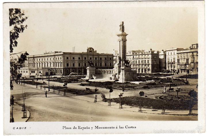 Postkarten: PRECIOSA POSTAL - CADIZ - PLAZA DE ESPA&Ntilde;A Y MONUMENTO A LAS CORTE