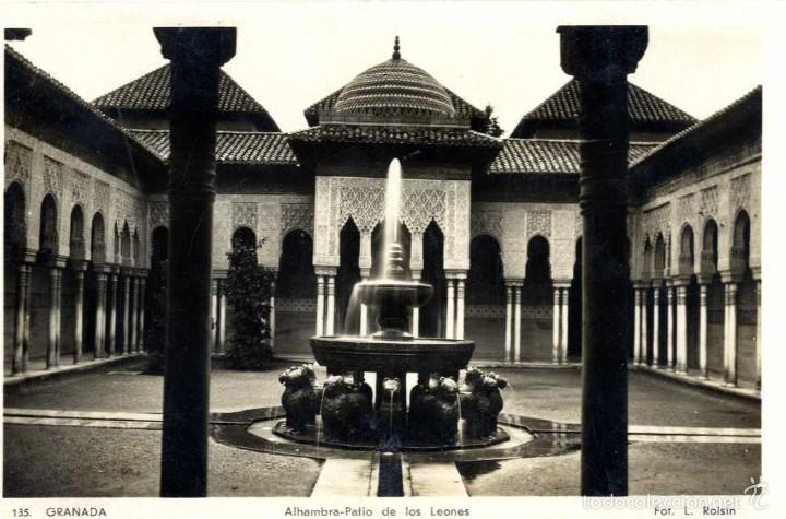 Postales: GRANADA(AL) 135 ALHAMBRA- PATIO DE LOS LEONES EDIT ROISIN A&Ntilde;O 1945