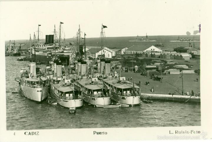 Postales: CADIZ. PUERTO. BUQUES DE GUERRA. ROISIN. HACIA 1950.