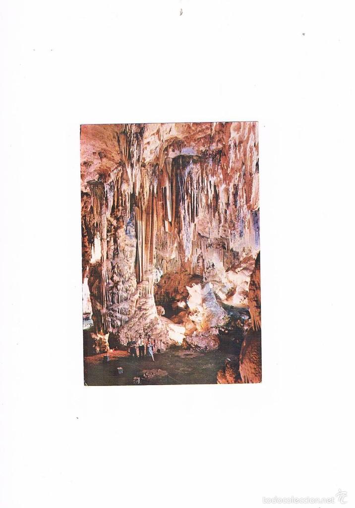 Cartes Postales: POSTAL ANTIGUA MALAGA SIN CIRCULAR CUEVA DE NERJA MALAGA GRAN COLUMNA DE LA SALA DE LA CASCADA