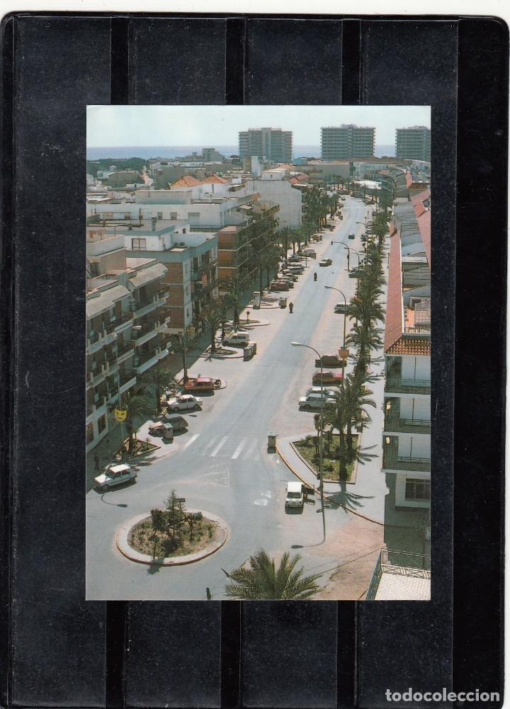 Postales: 8807.- PUNTA UMBRIA. AVDA. ANDALUCIA