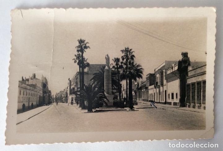 Postales: POSTAL FOTOGR&Aacute;FICA PLAZA DE QUEIPO DE LLANO Y JARDINES. PUERTO DE SANTA MAR&Iacute;A. CADIZ.