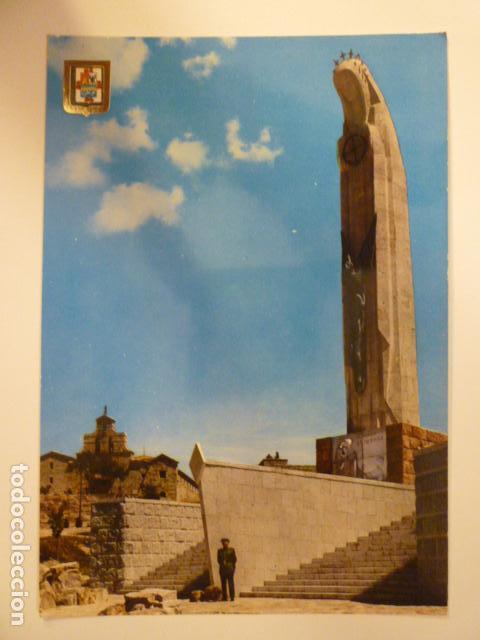 Postales: POSTAL MONUMENTO A LA GESTA Y HEROES DE LA VIRGEN DE LA CABEZA (ANDUJAR). ESCRITA 1978. ED. FISA.