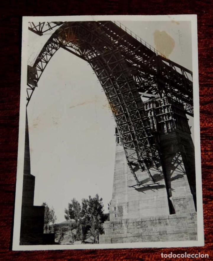 Postales: Fotografia de la construcci&oacute;n del viaducto Murtigas, Compa&ntilde;&iacute;a del Ferrocarril de Zafra (Extremadura)