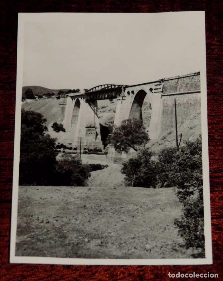 Postales: Fotografia de la construcci&oacute;n del viaducto Murtigas, Compa&ntilde;&iacute;a del Ferrocarril de Zafra (Extremadura)