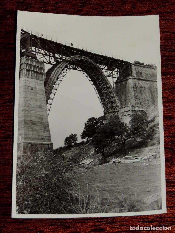 Postales: Fotografia de la construcci&oacute;n del viaducto Murtigas, Compa&ntilde;&iacute;a del Ferrocarril de Zafra (Extremadura)