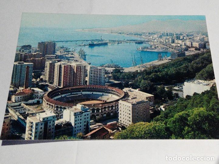 Postales: POSTAL MALAGA PLAZA DE TOROS Y PUERTO A&Ntilde;OS 60-70. NUEVA