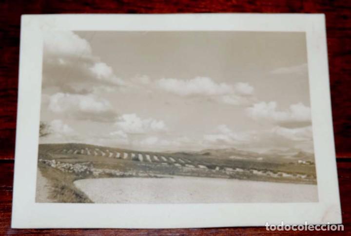 Postales: FOTOGRAFIA DE LAS ESTRIBACIONES DE LA SIERRA DE VIBORA, JAEN, A&Ntilde;O 1956, MIDE 10 X 7,5 CMS.