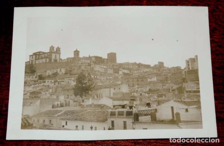 Postales: FOTOGRAFIA DE MARTOS, JAEN, A&Ntilde;O 1956, MIDE 10 X 7,5 CMS. POR EL REVERSO TIENE ESCRITO LA DESCRIPCION