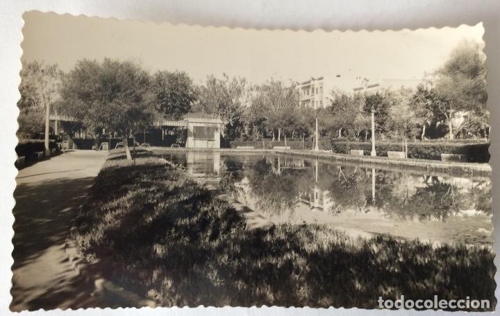 Postcards: POSTAL FOTOGR&Aacute;FICA. ESTANQUE DEL PARQUE. ALMER&Iacute;A.