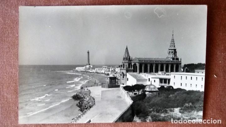Postales: POSTAL CHIPIONA - SANTUARIO Y PLAYA DE REGLA - Foto 1