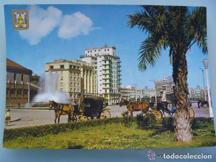 Postales: POSTAL DE CADIZ : AVENIDA DEL PUERTO.. COCHES DE CABALLO , A&Ntilde;OS 60