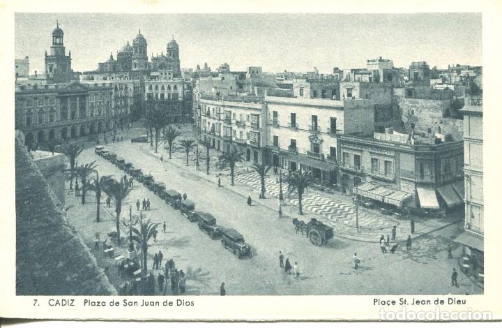 Postkarten: C&Aacute;DIZ-PLAZA DE SAN JUAN DE DIOS- TAXIS-RESTAURANTE-CARRO- ROISIN