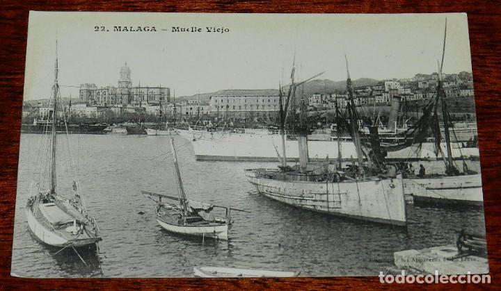 Postales: Postal de MALAGA, Muelle viejo, n. 22, (Ed.Almacenes de La Llave), no circulada.